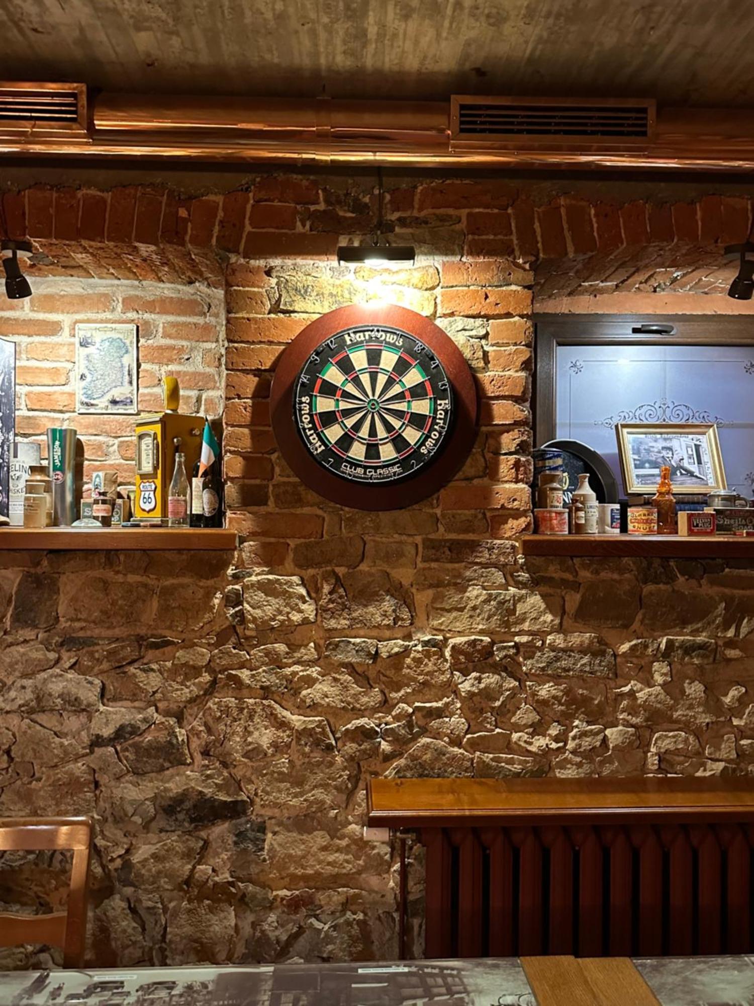 Shoemaker Irish Pub & Accommodation Кельце Экстерьер фото